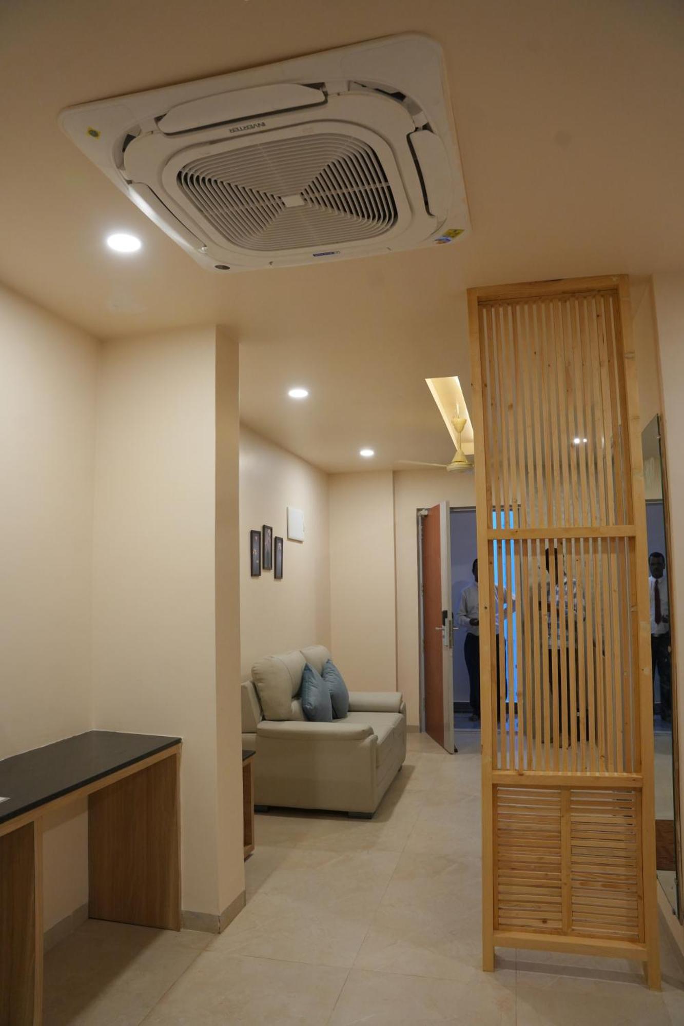 Kvp Golden Inn Tirupati Extérieur photo