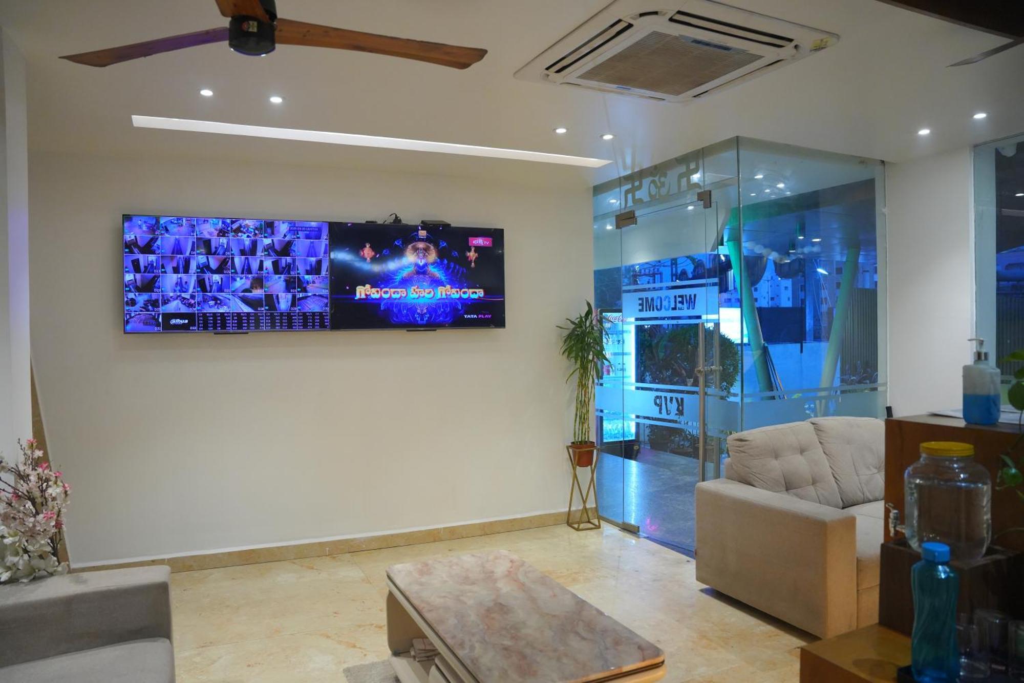 Kvp Golden Inn Tirupati Extérieur photo